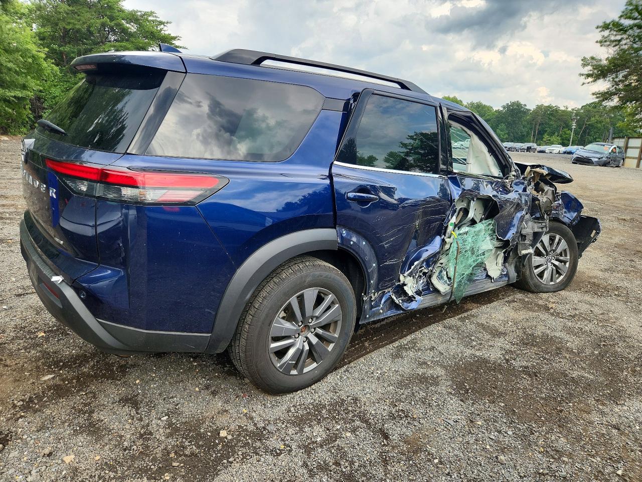 2025 NISSAN PATHFINDER SV — снимка 3