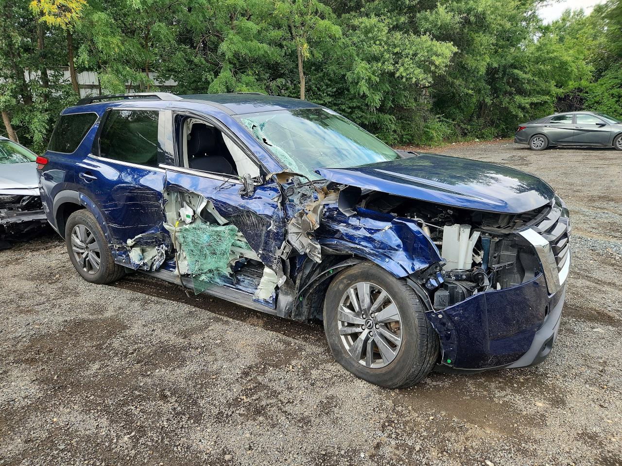 2025 NISSAN PATHFINDER SV — снимка 4