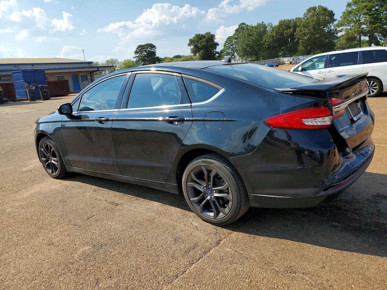 2018 FORD FUSION S — снимка 2