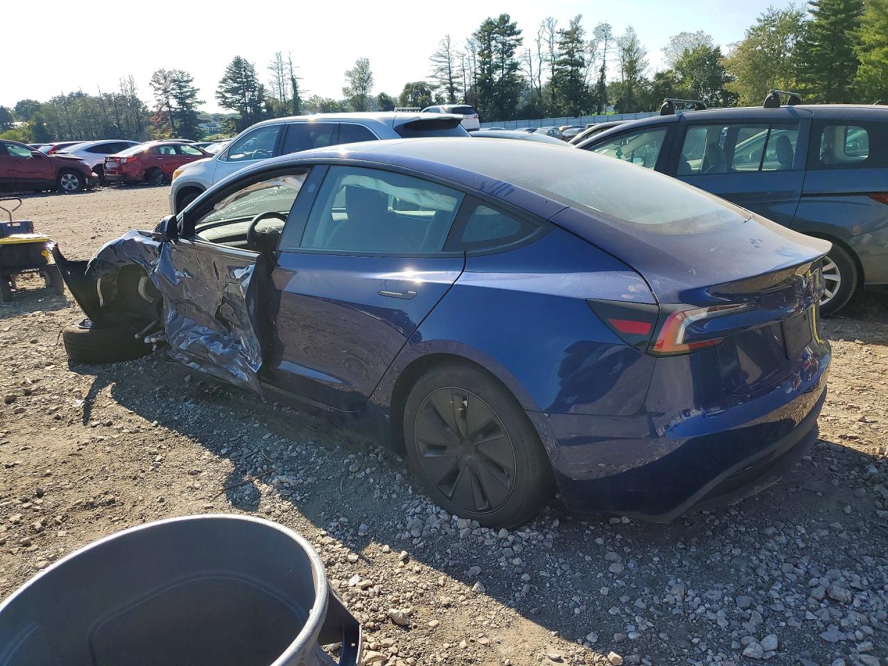 2025 TESLA MODEL 3 — снимка 2