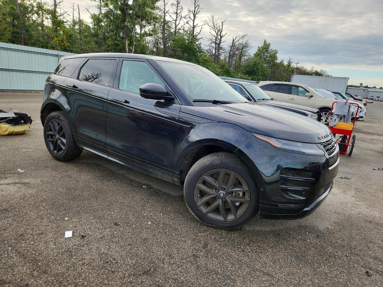 2024 LAND ROVER RANGE ROVER EVOQUE DYNAMIC SE — photo 4