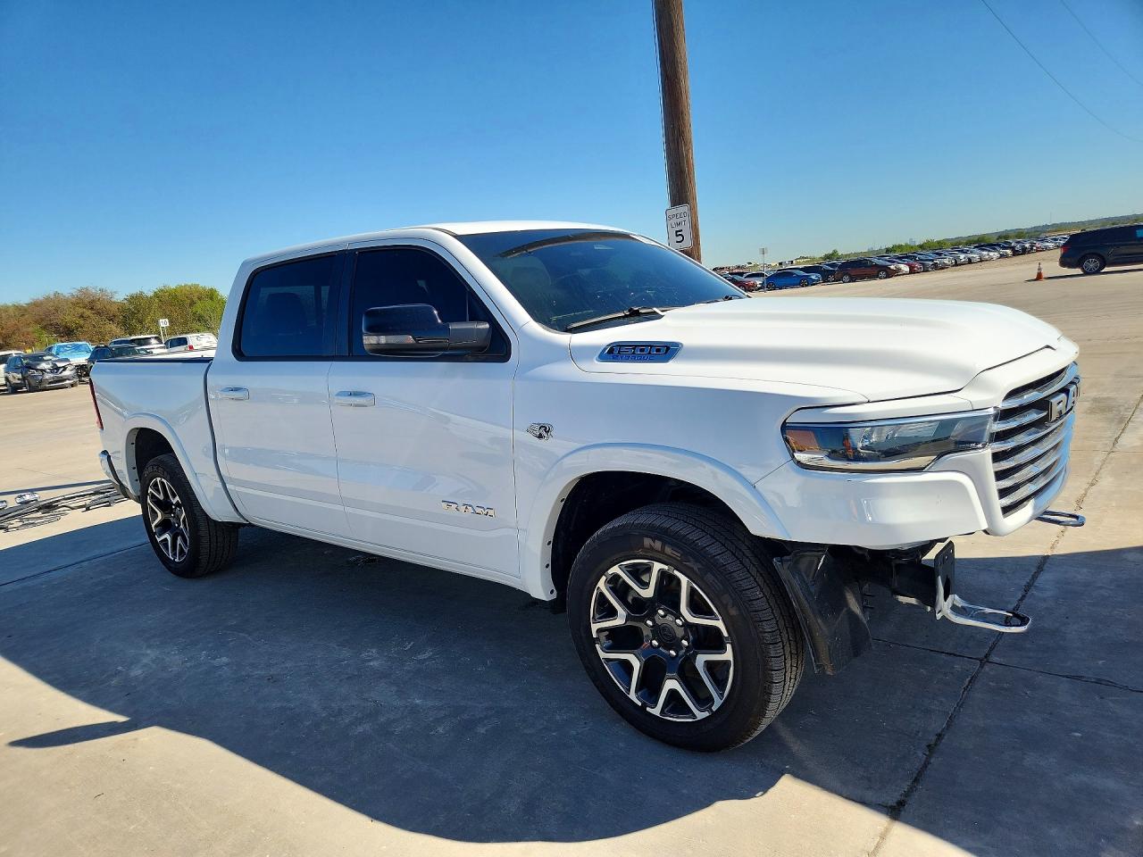 2026 RAM 1500 LARAMIE — снимка 4