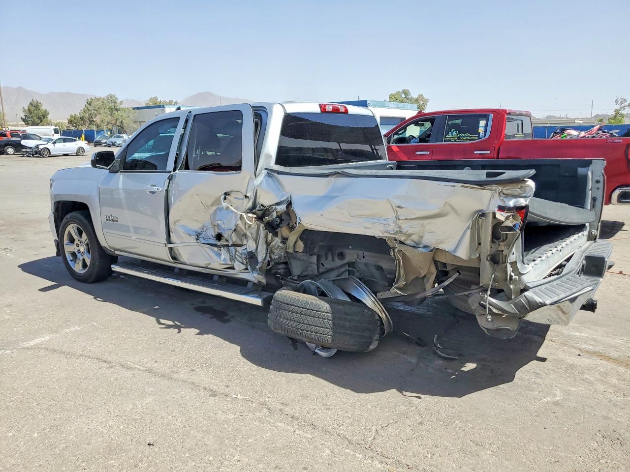 2018 CHEVROLET SILVERADO C1500 LT — снимка 2