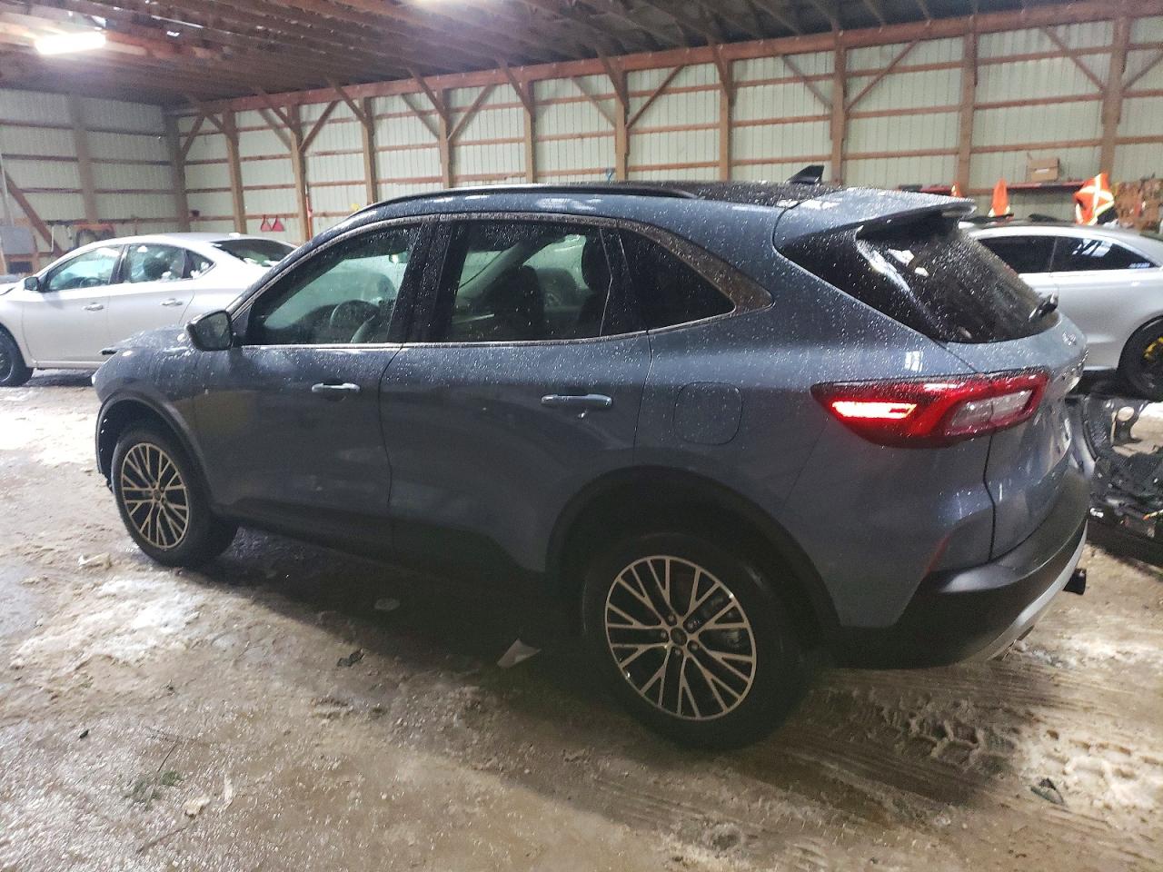 2025 FORD ESCAPE — снимка 2