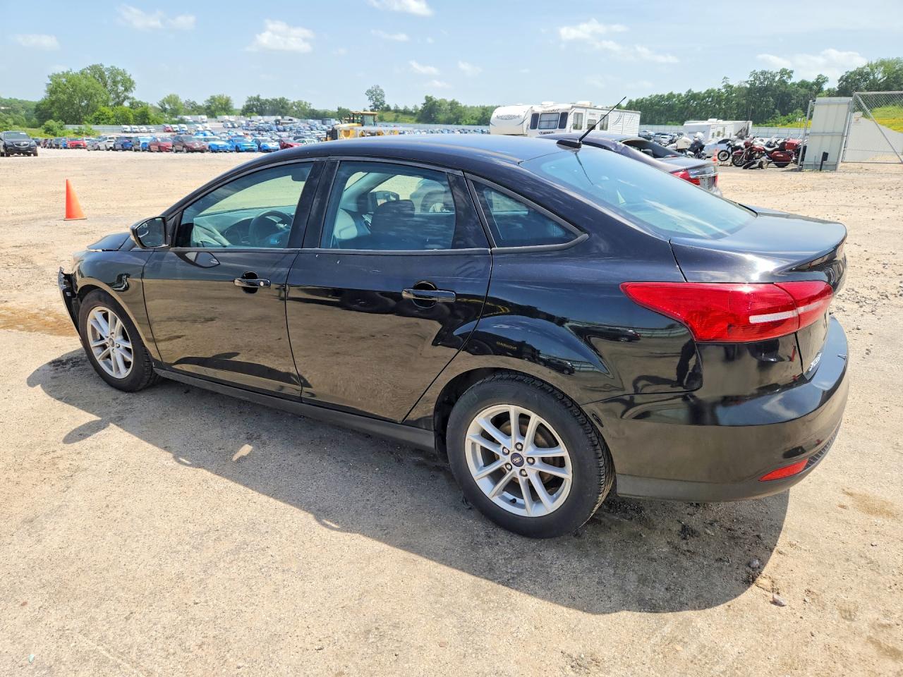 2017 FORD FOCUS SE — снимка 2