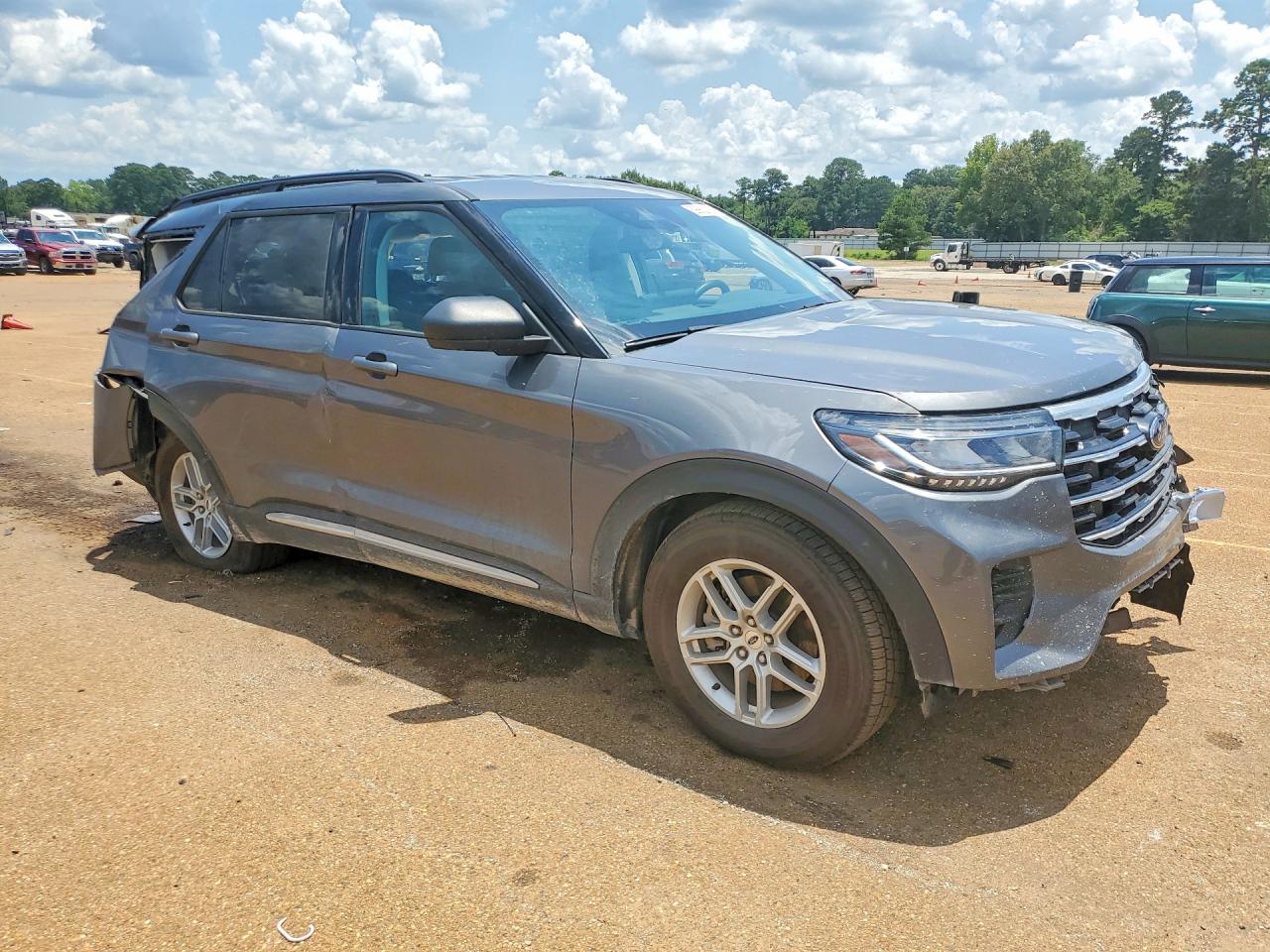 2025 FORD EXPLORER ACTIVE — снимка 4