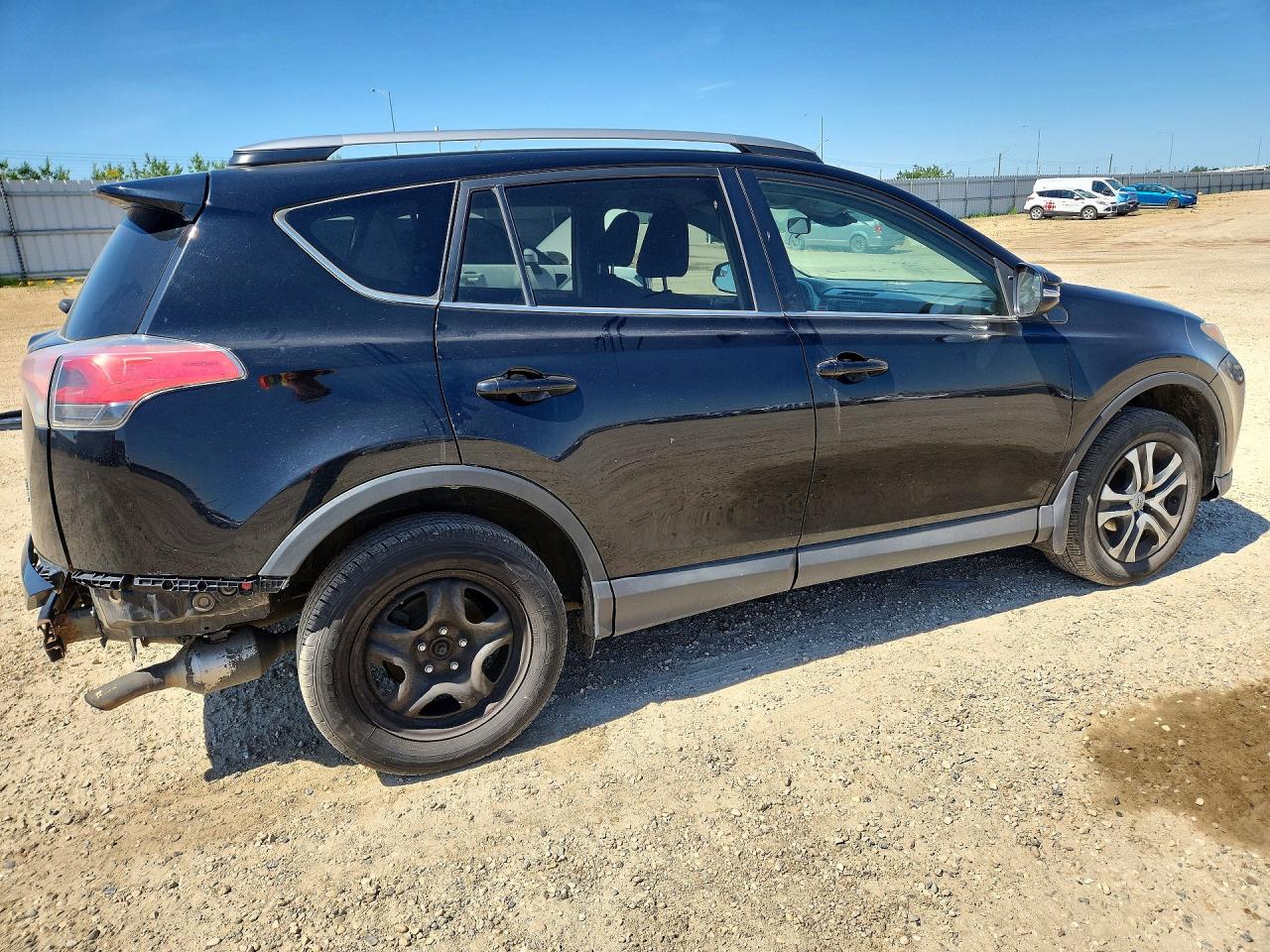 2017 TOYOTA RAV4 LE — снимка 3