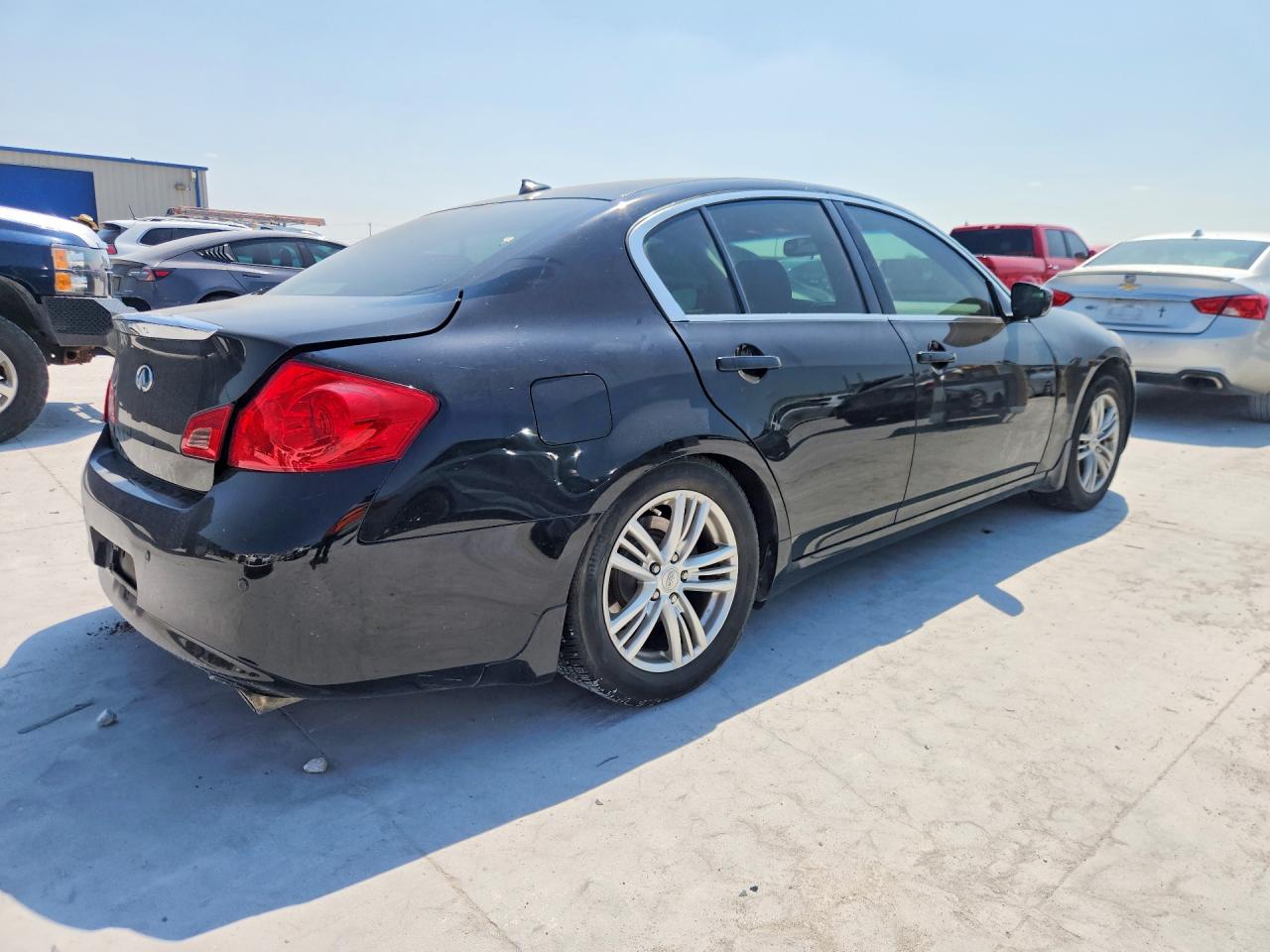 2013 INFINITI G37 SEDAN JOURNEY — снимка 3