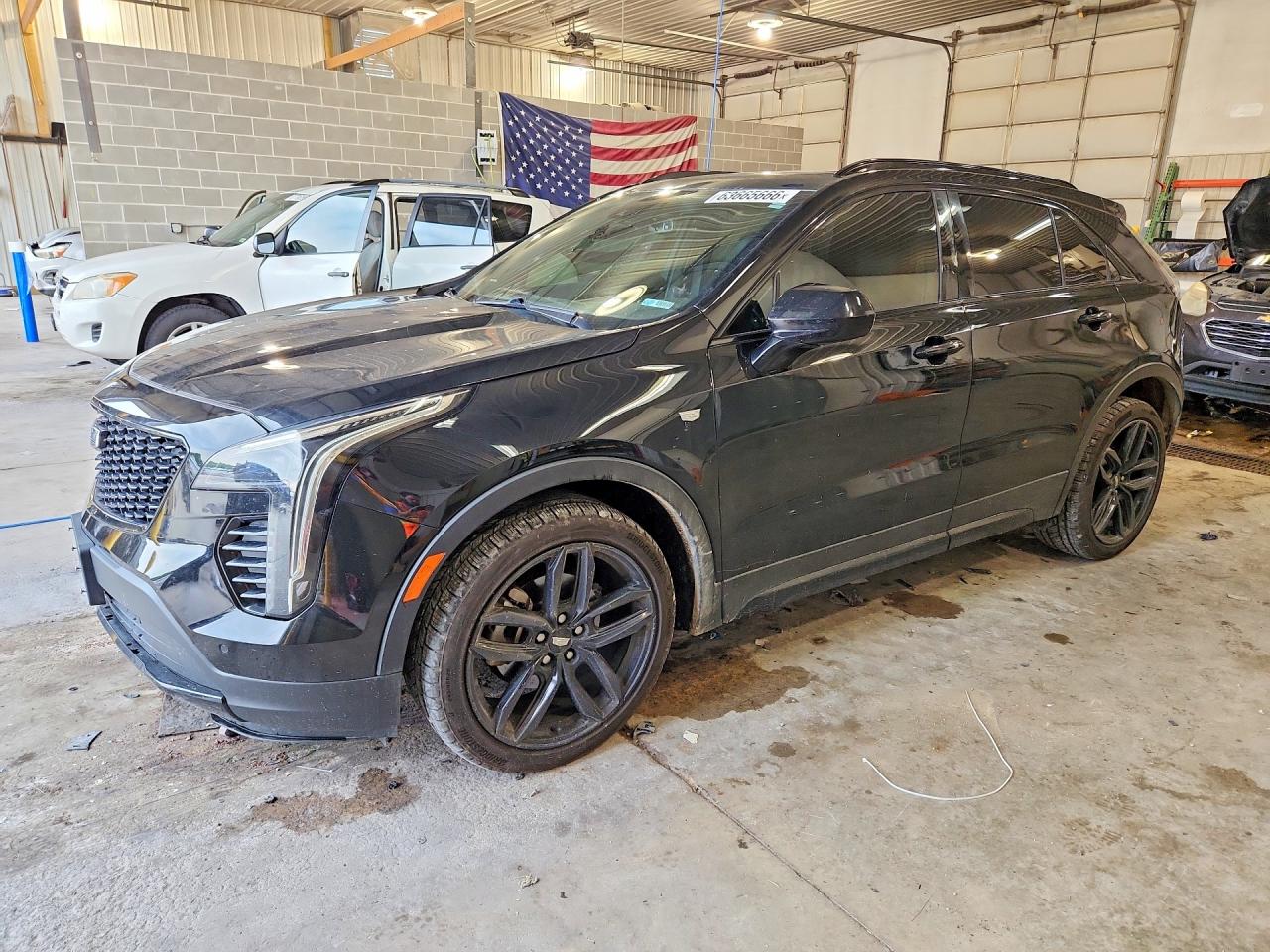 2019 CADILLAC XT4 SPORT