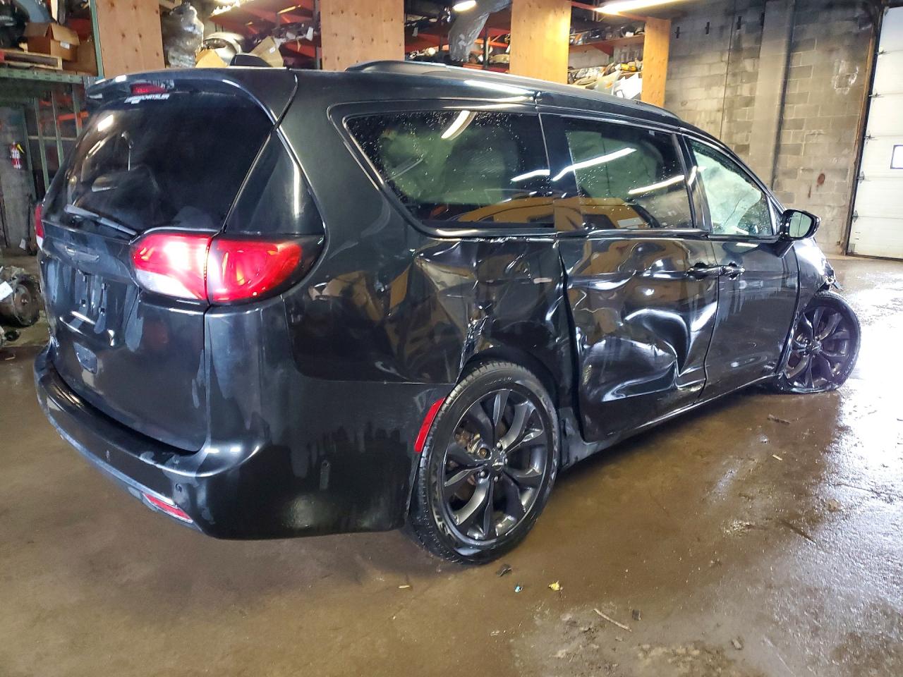 2019 CHRYSLER PACIFICA TOURING L PLUS — снимка 3