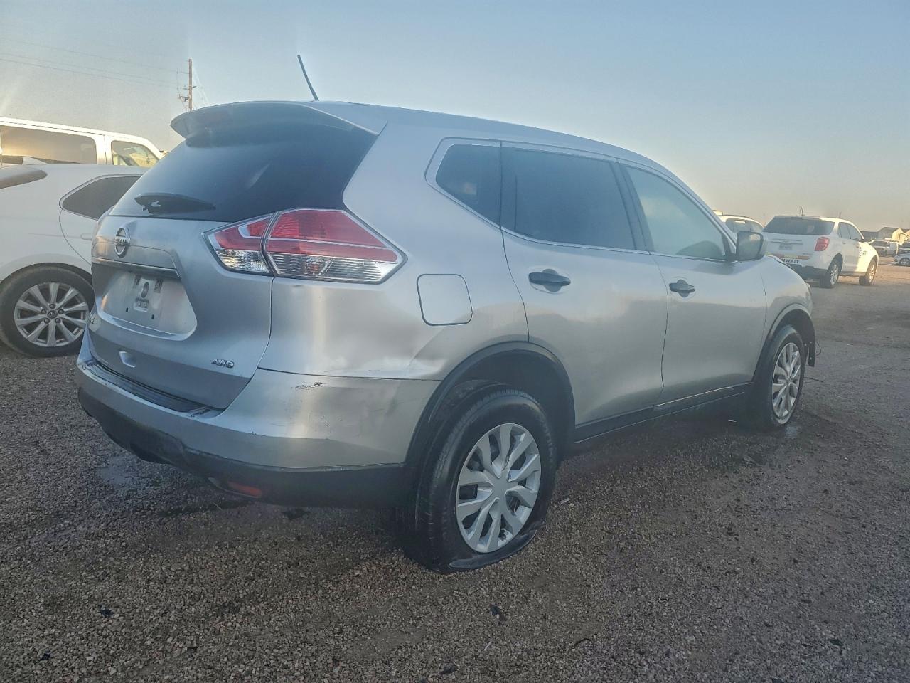 2016 NISSAN ROGUE S — снимка 3