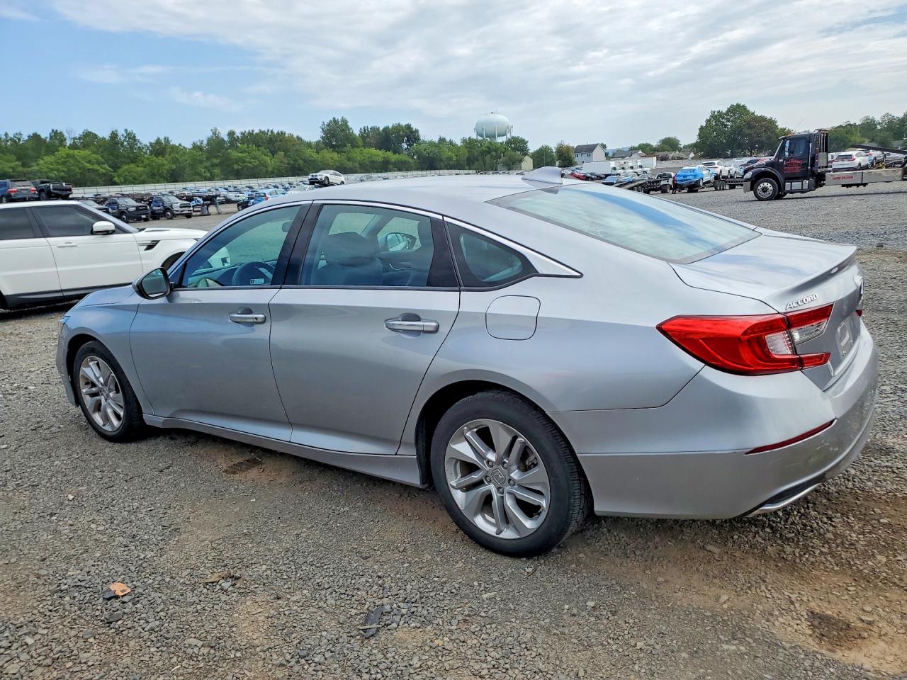 2020 HONDA ACCORD LX — снимка 2