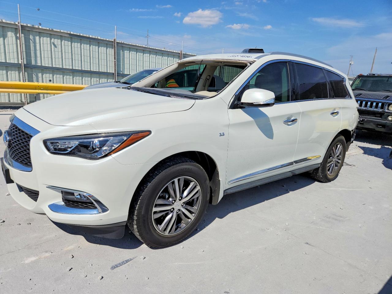 2020 INFINITI QX60 LUXE