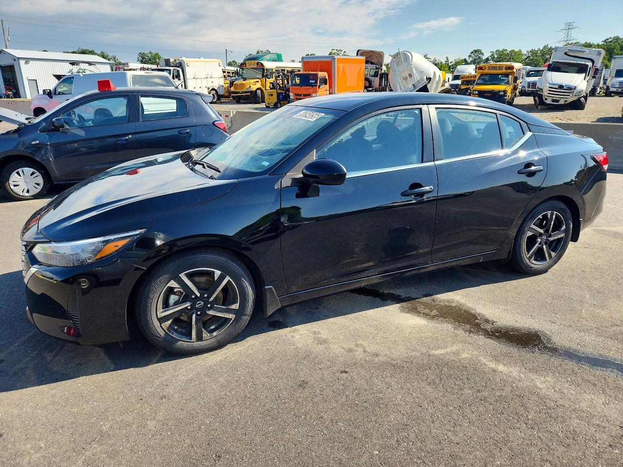 2025 NISSAN SENTRA SV