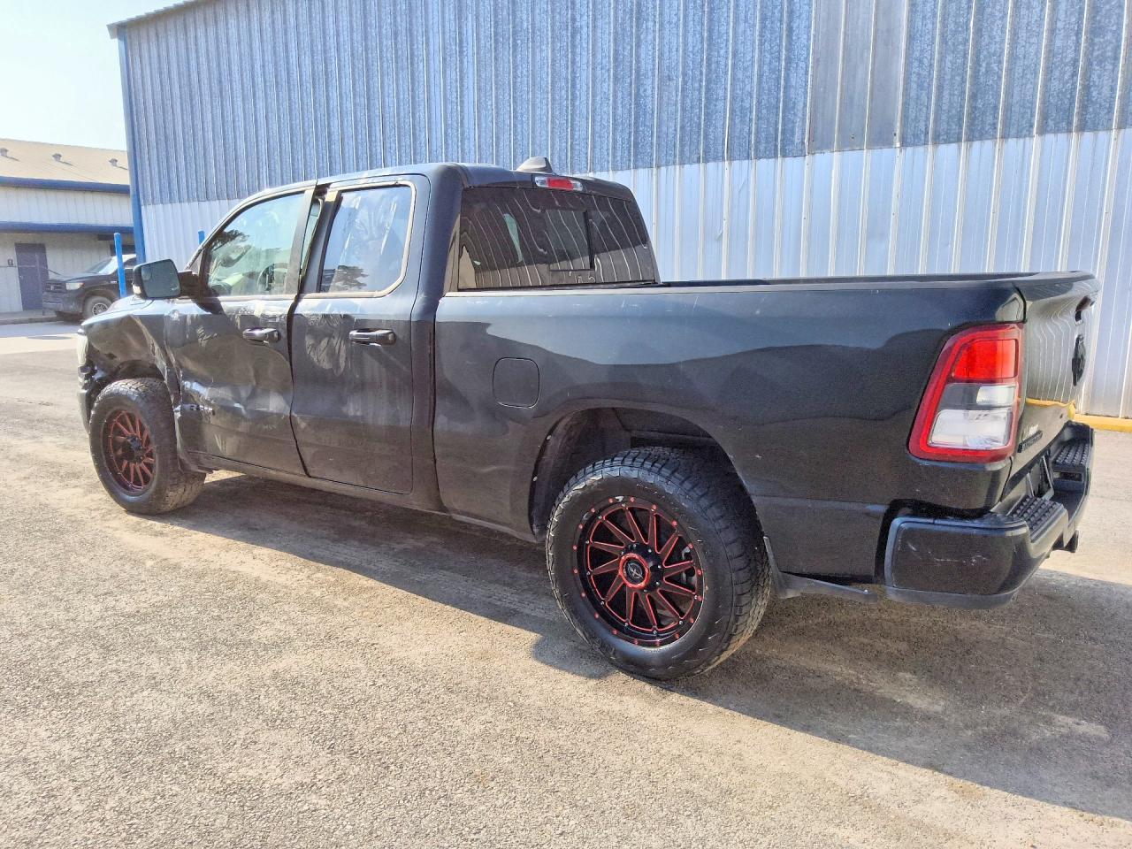 2021 RAM 1500 BIG HORN/LONE STAR — снимка 2