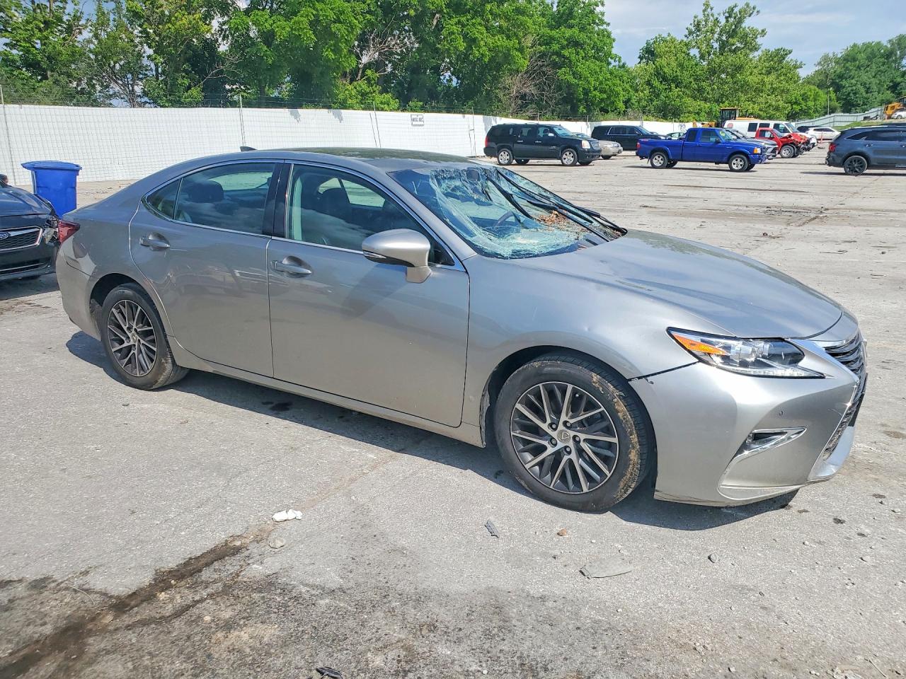 2016 LEXUS ES 350 — снимка 4