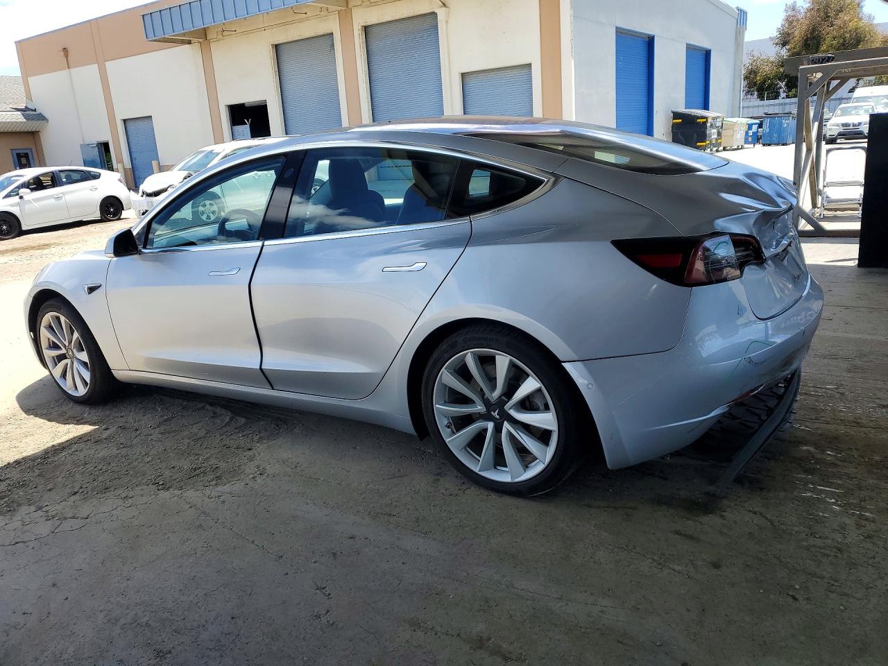 2018 TESLA 3 — снимка 2