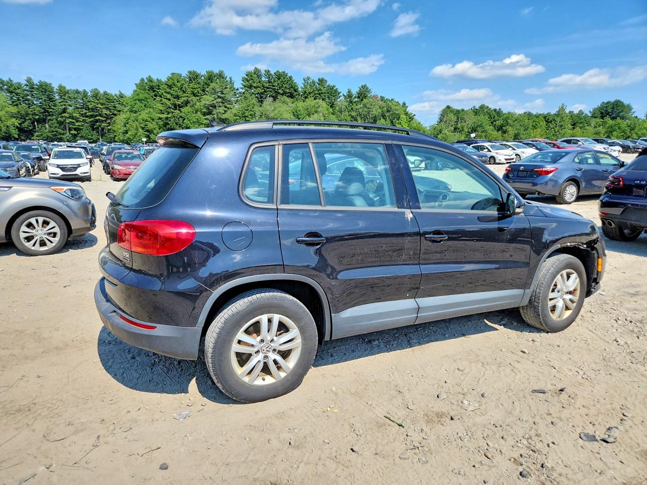 2017 VOLKSWAGEN TIGUAN S — снимка 3