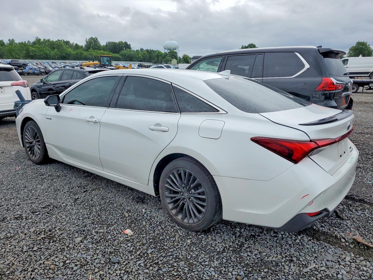 2019 TOYOTA AVALON HYBRID XSE — снимка 2