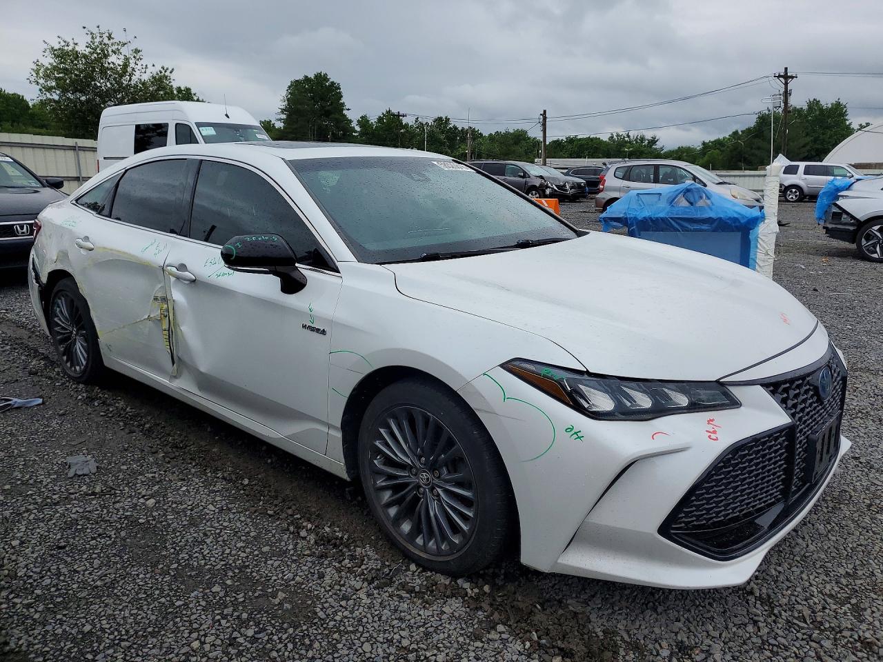 2019 TOYOTA AVALON HYBRID XSE — снимка 4