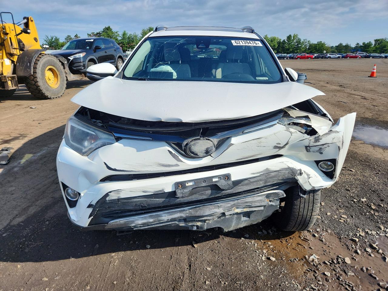 2017 TOYOTA RAV4 XLE — снимка 5