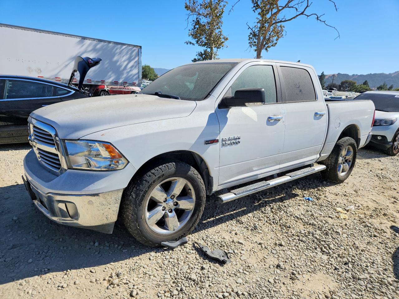 2017 RAM 1500 SLT