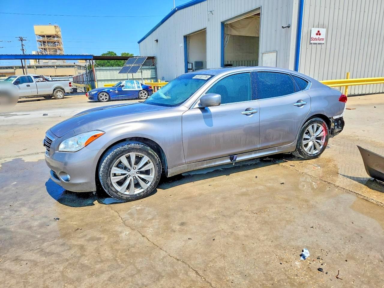 2013 INFINITI M37 BASE