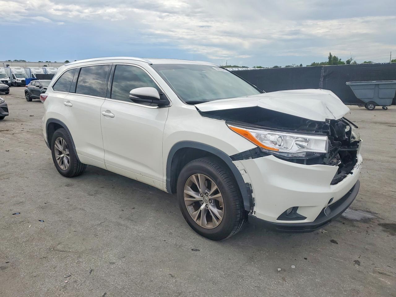 2015 TOYOTA HIGHLANDER XLE — снимка 4