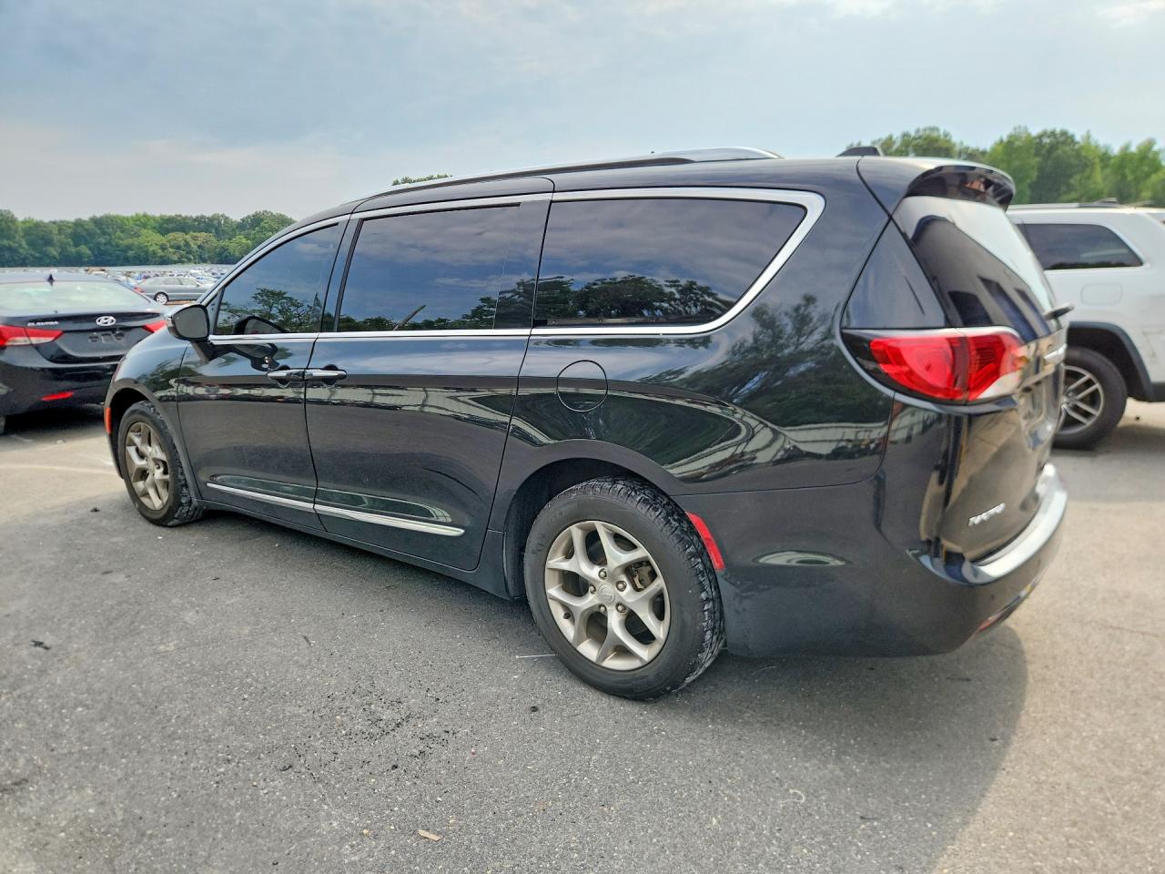 2018 CHRYSLER PACIFICA LIMITED — снимка 2