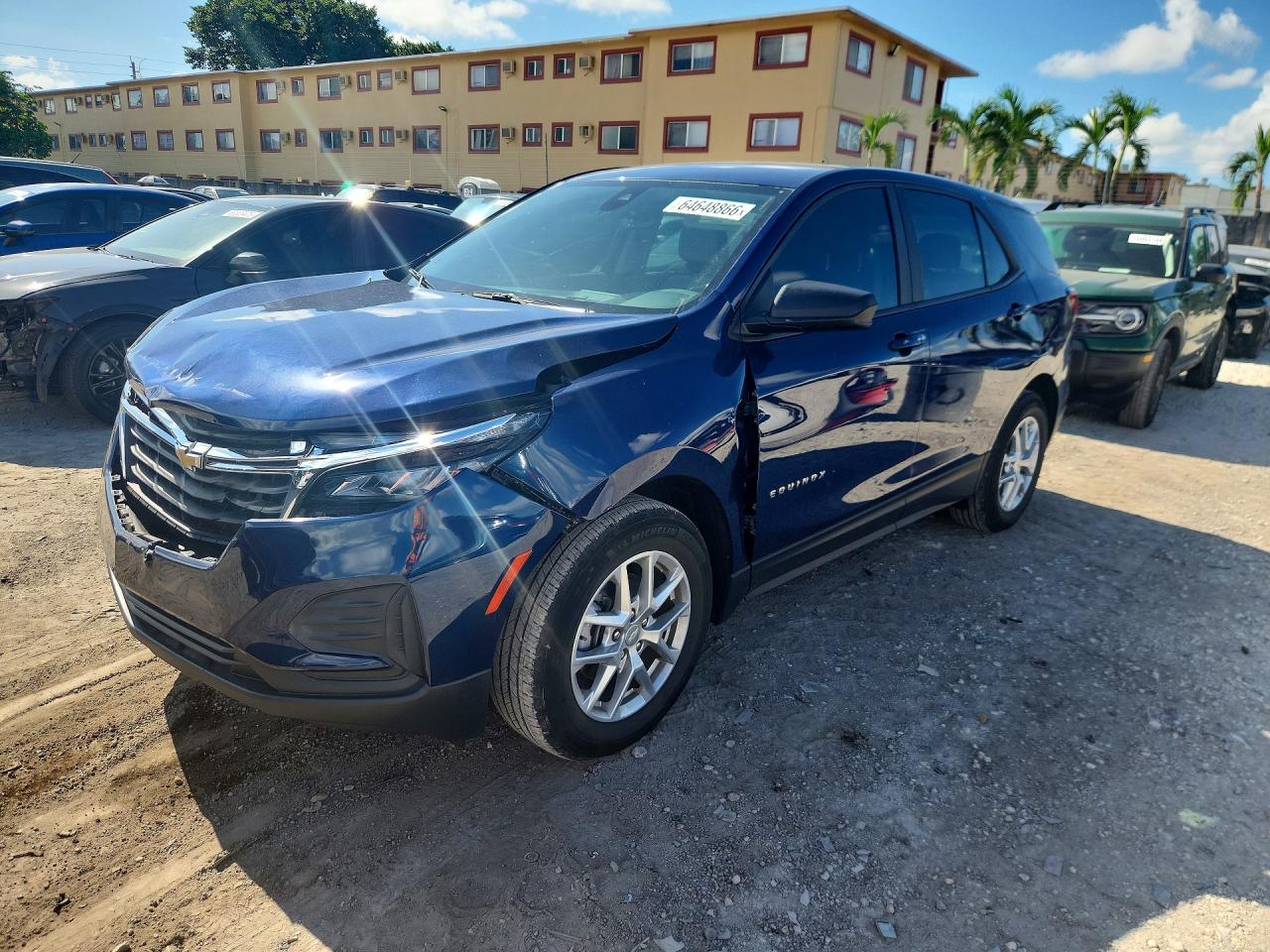 2023 CHEVROLET EQUINOX LS