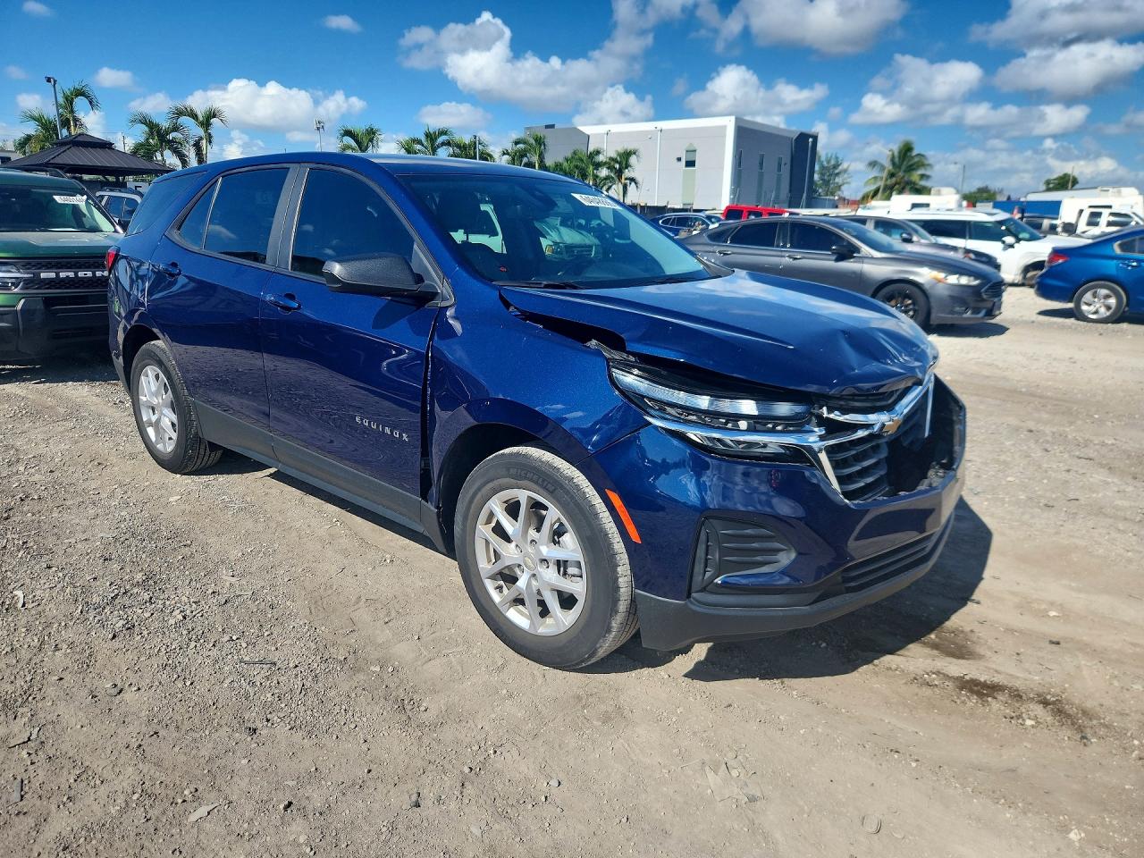 2023 CHEVROLET EQUINOX LS — снимка 4