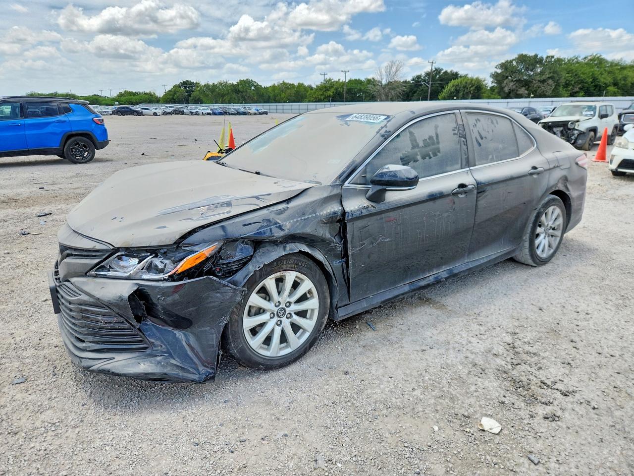 2019 TOYOTA CAMRY LE