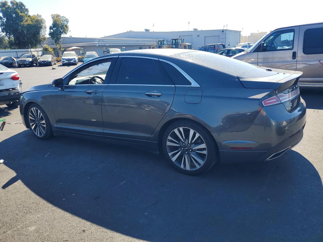 2017 LINCOLN MKZ HYBRID RESERVE — снимка 2