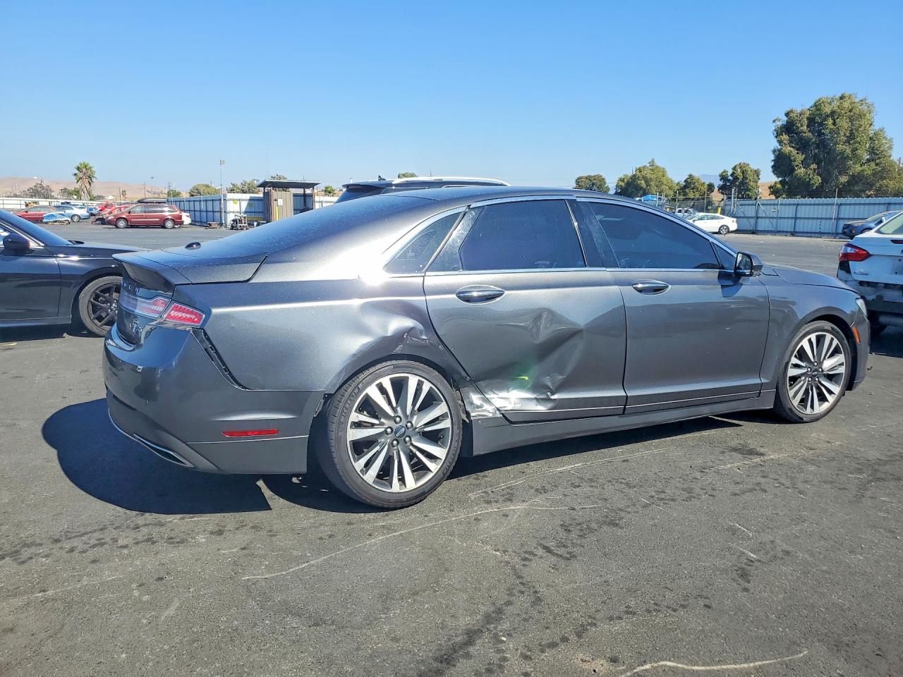 2017 LINCOLN MKZ HYBRID RESERVE — снимка 3