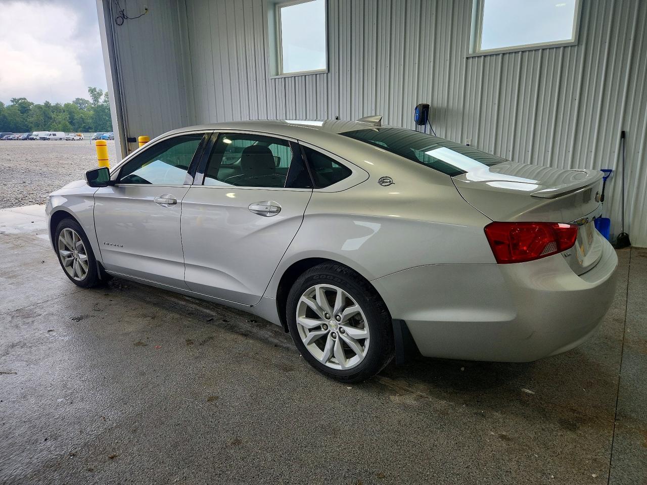 2018 CHEVROLET IMPALA LT — снимка 2