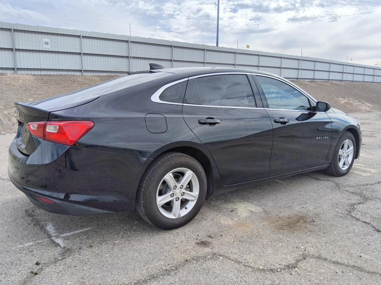 2020 CHEVROLET MALIBU LS — снимка 3