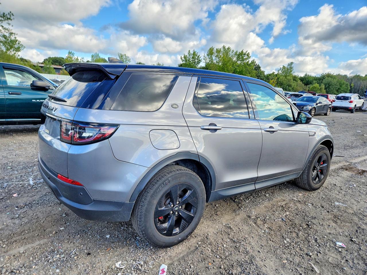 2023 LAND ROVER DISCOVERY SPORT SE — photo 3