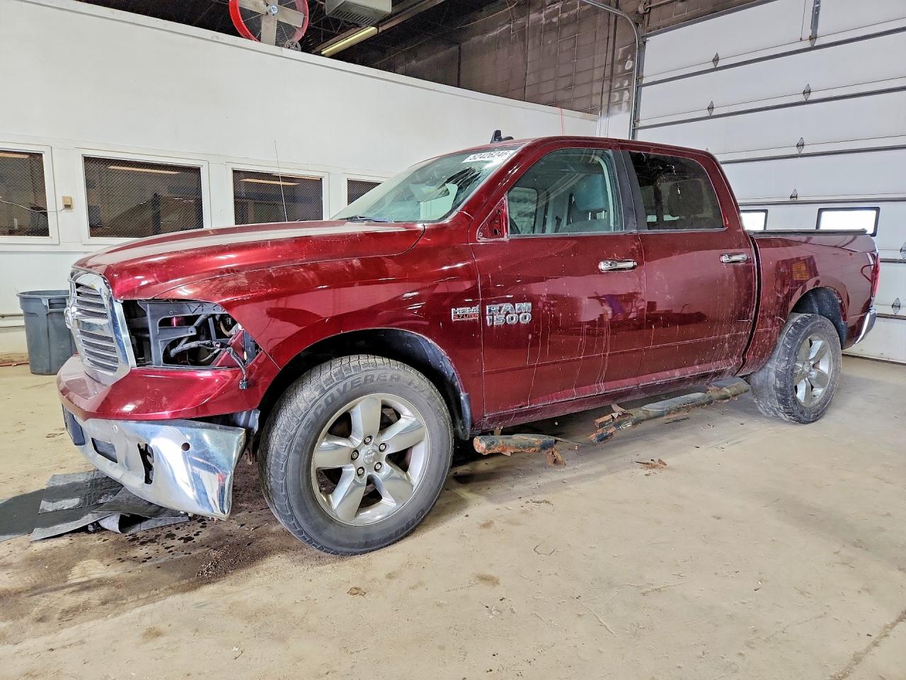 2016 RAM 1500 SLT