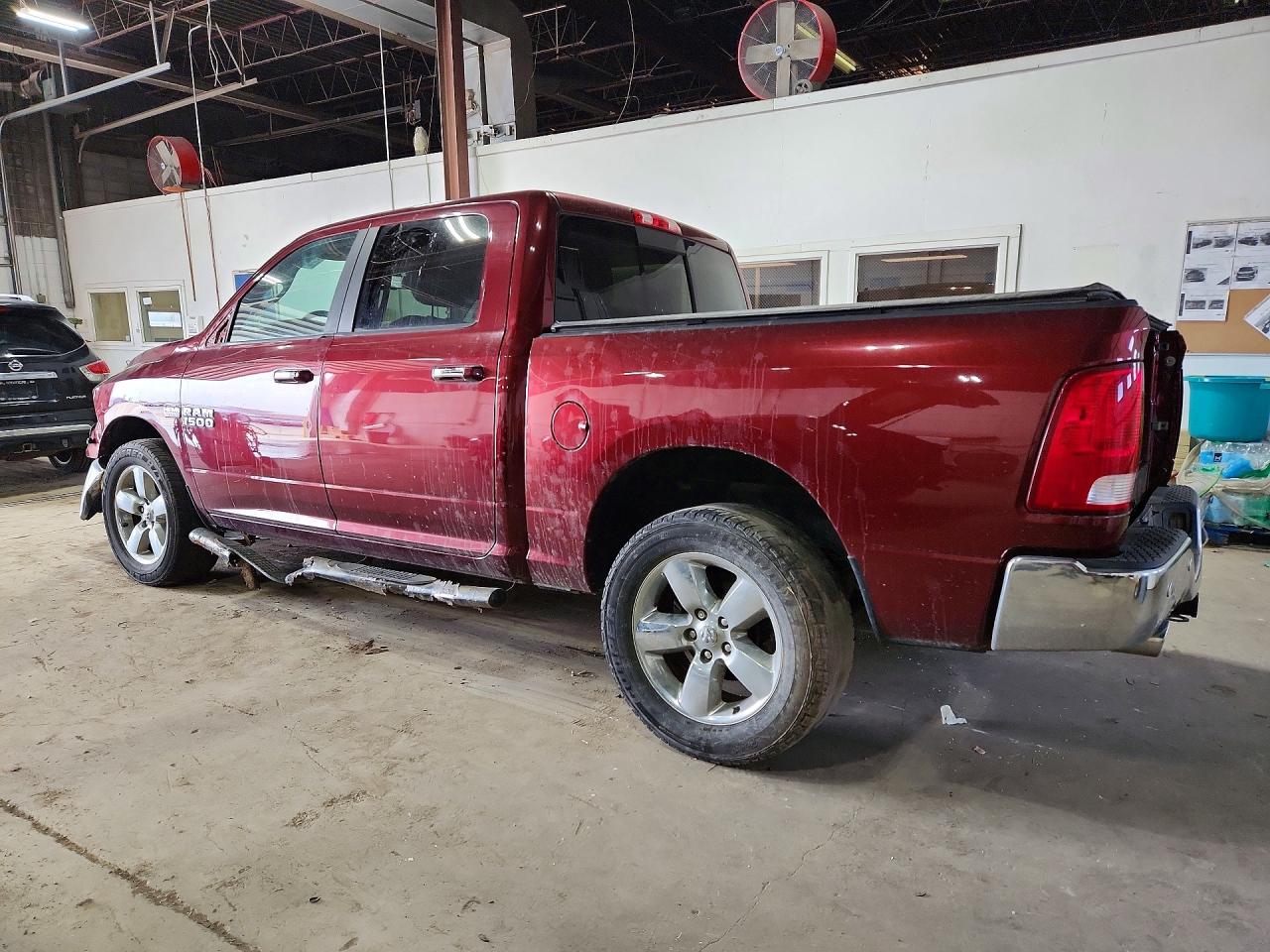 2016 RAM 1500 SLT — снимка 2