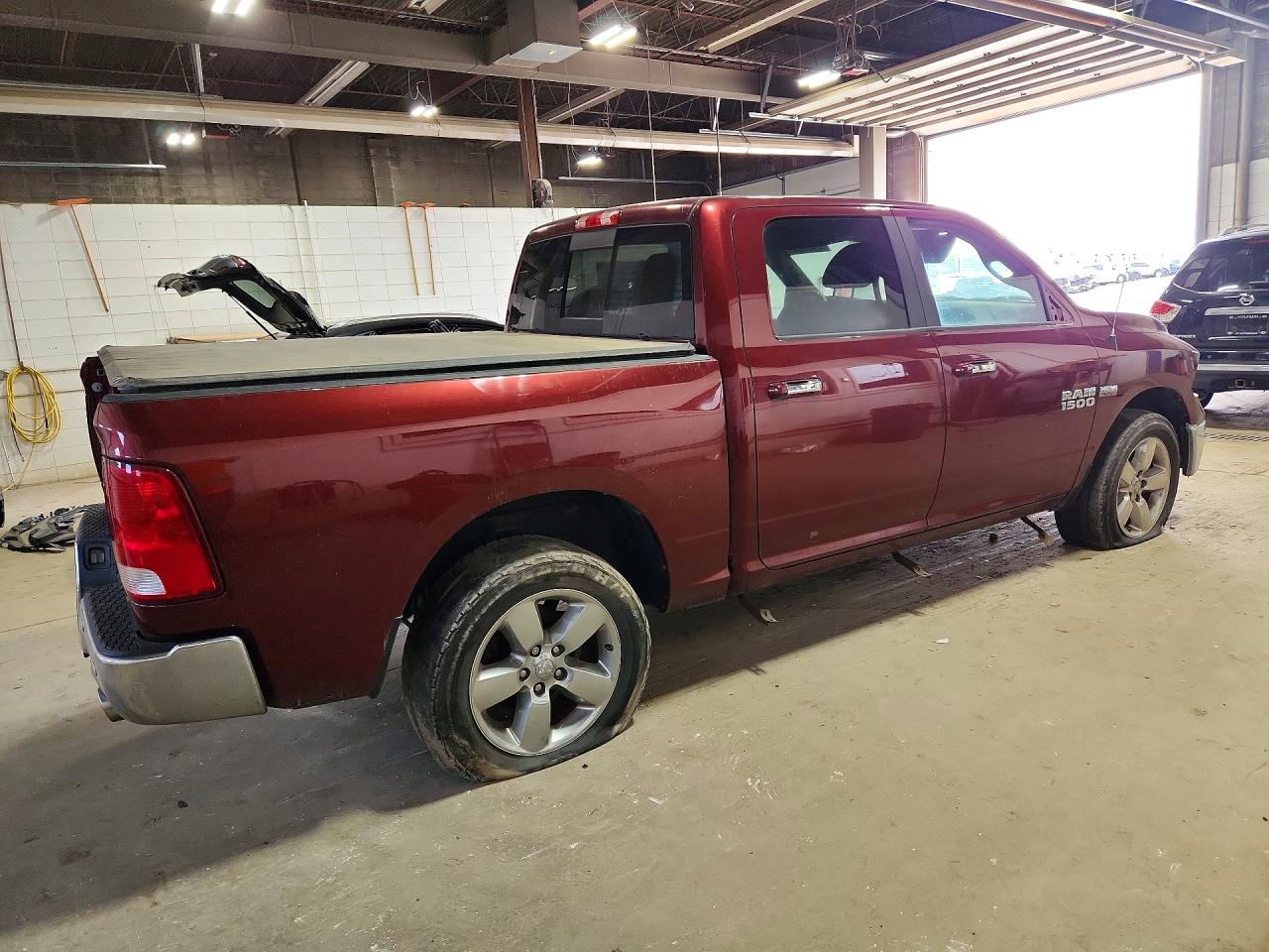 2016 RAM 1500 SLT — снимка 3