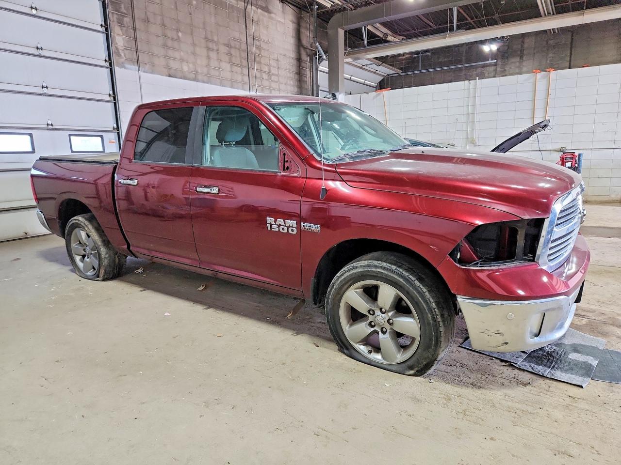 2016 RAM 1500 SLT — снимка 4