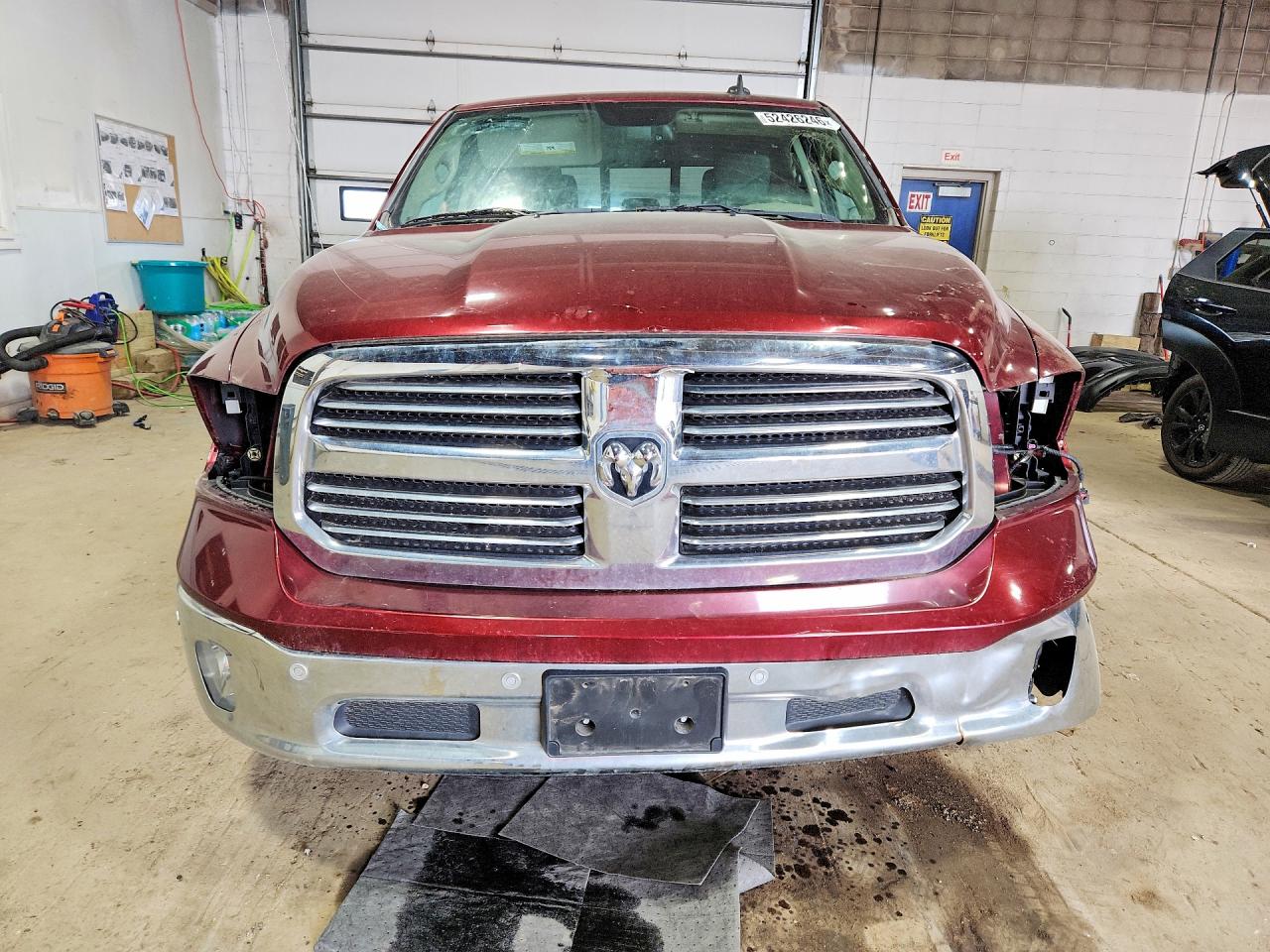 2016 RAM 1500 SLT — снимка 5