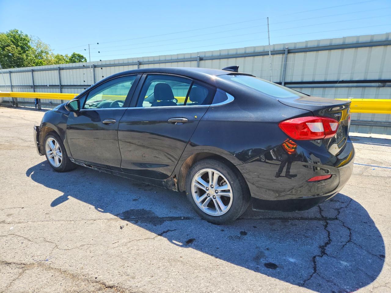 2016 CHEVROLET CRUZE LT — снимка 2