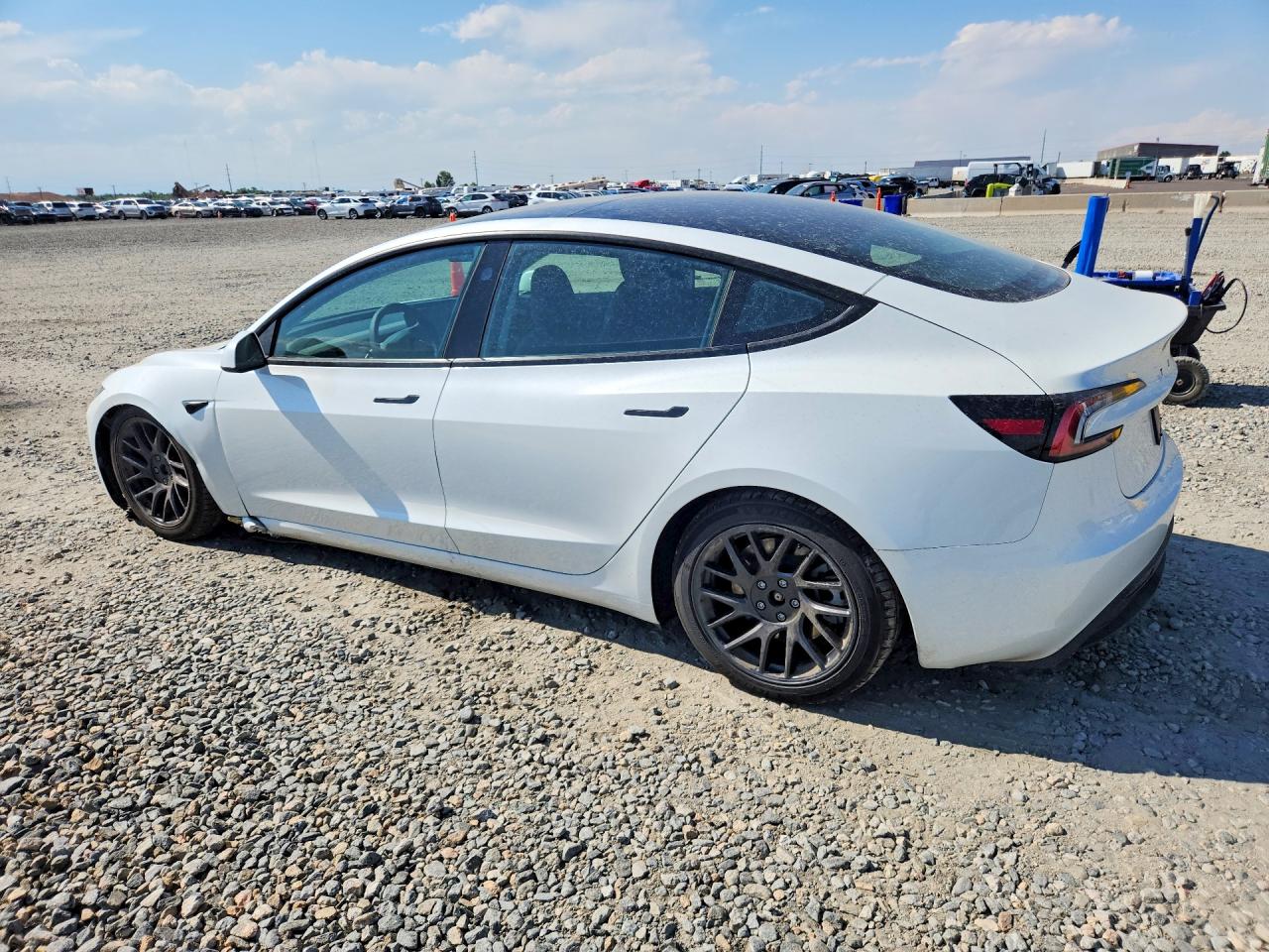 2026 TESLA MODEL 3 — снимка 2