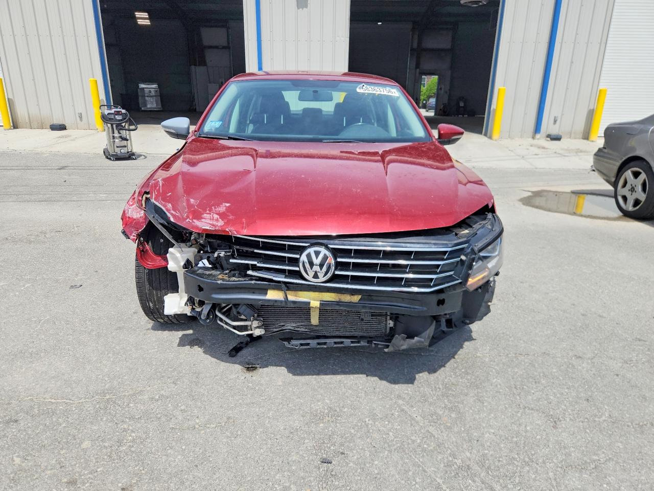 2017 VOLKSWAGEN PASSAT R-LINE — снимка 5