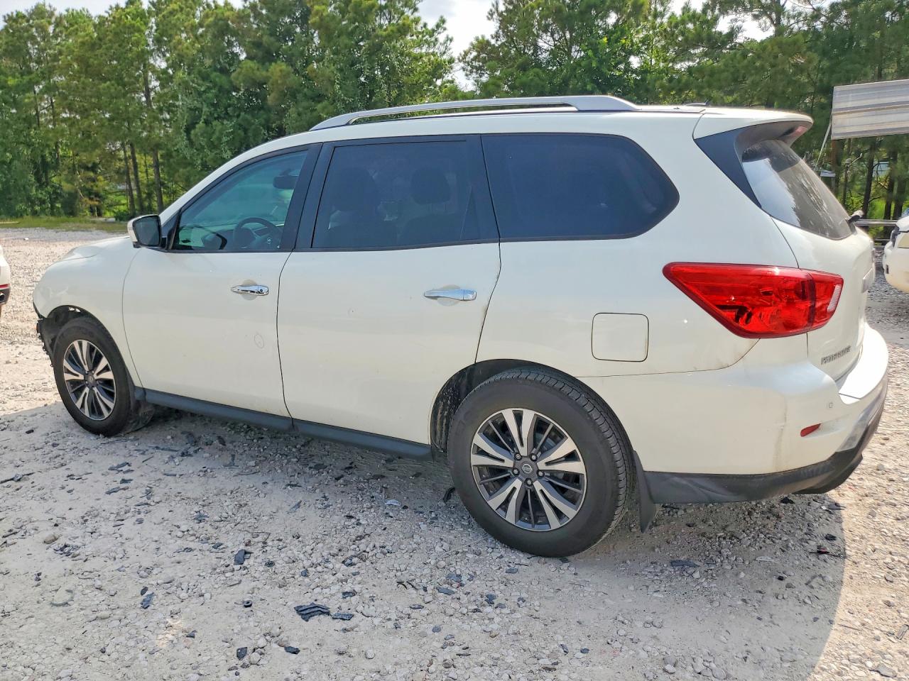 2017 NISSAN PATHFINDER SL — снимка 2