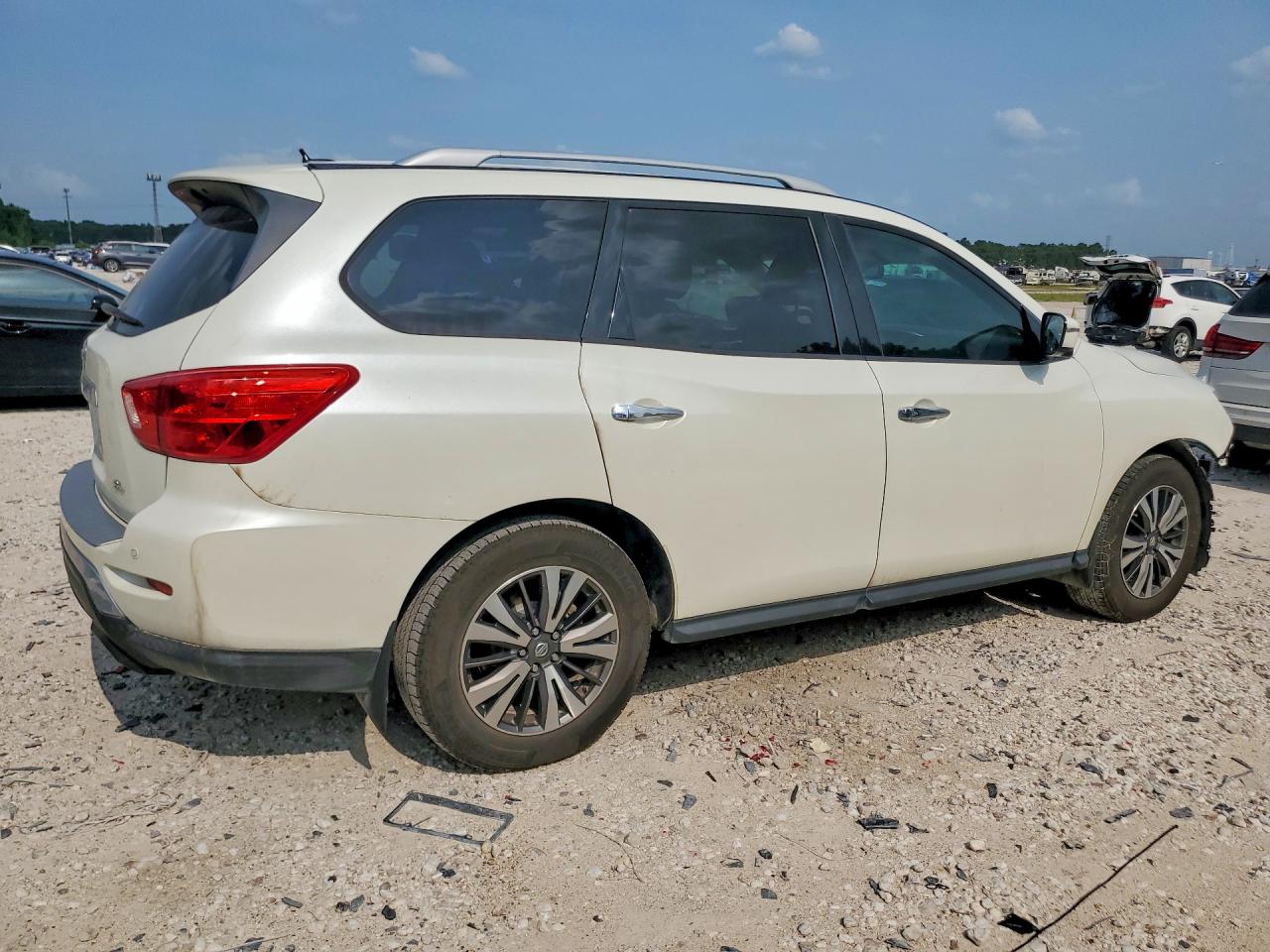 2017 NISSAN PATHFINDER SL — снимка 3