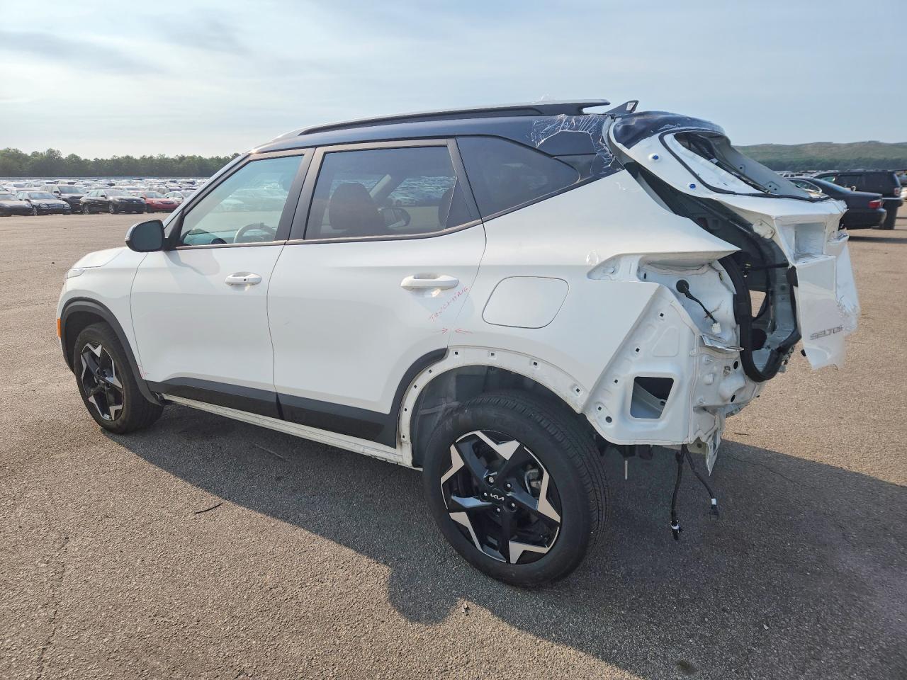 2025 KIA SELTOS S — снимка 2