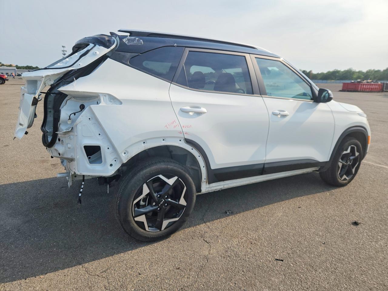 2025 KIA SELTOS S — снимка 3
