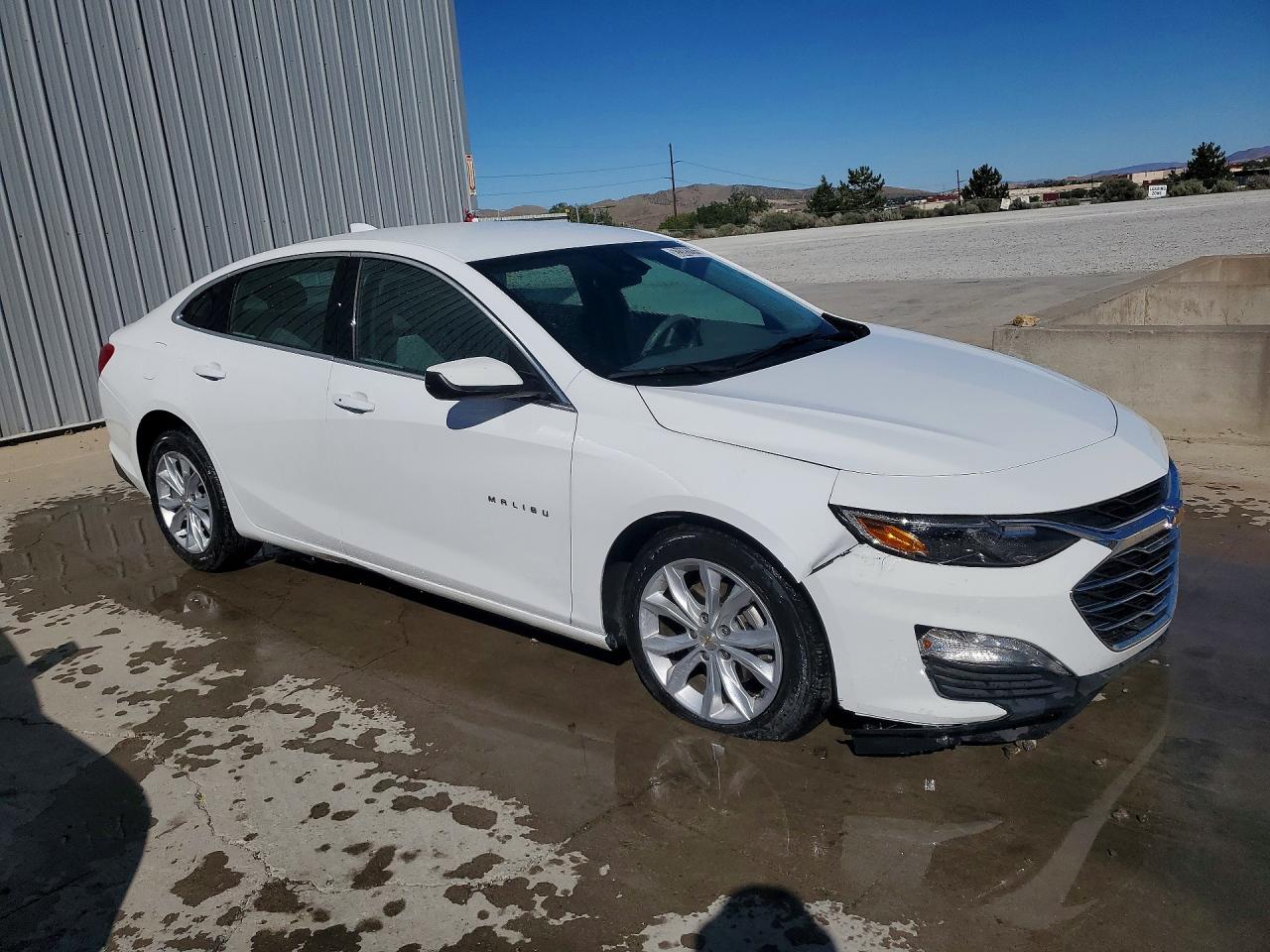 2025 CHEVROLET MALIBU LT — снимка 4